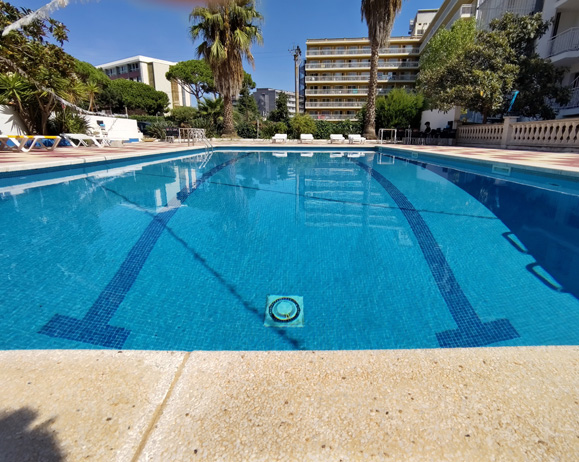 Hotel con piscina calella